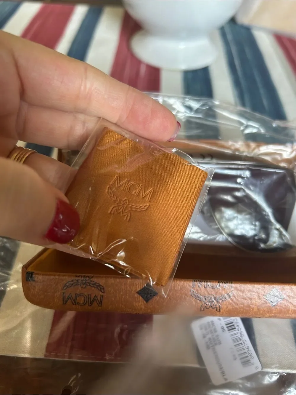 MCM aviator glasses with Cognac Logo Leather Eyewear Case with Gold Plaque new